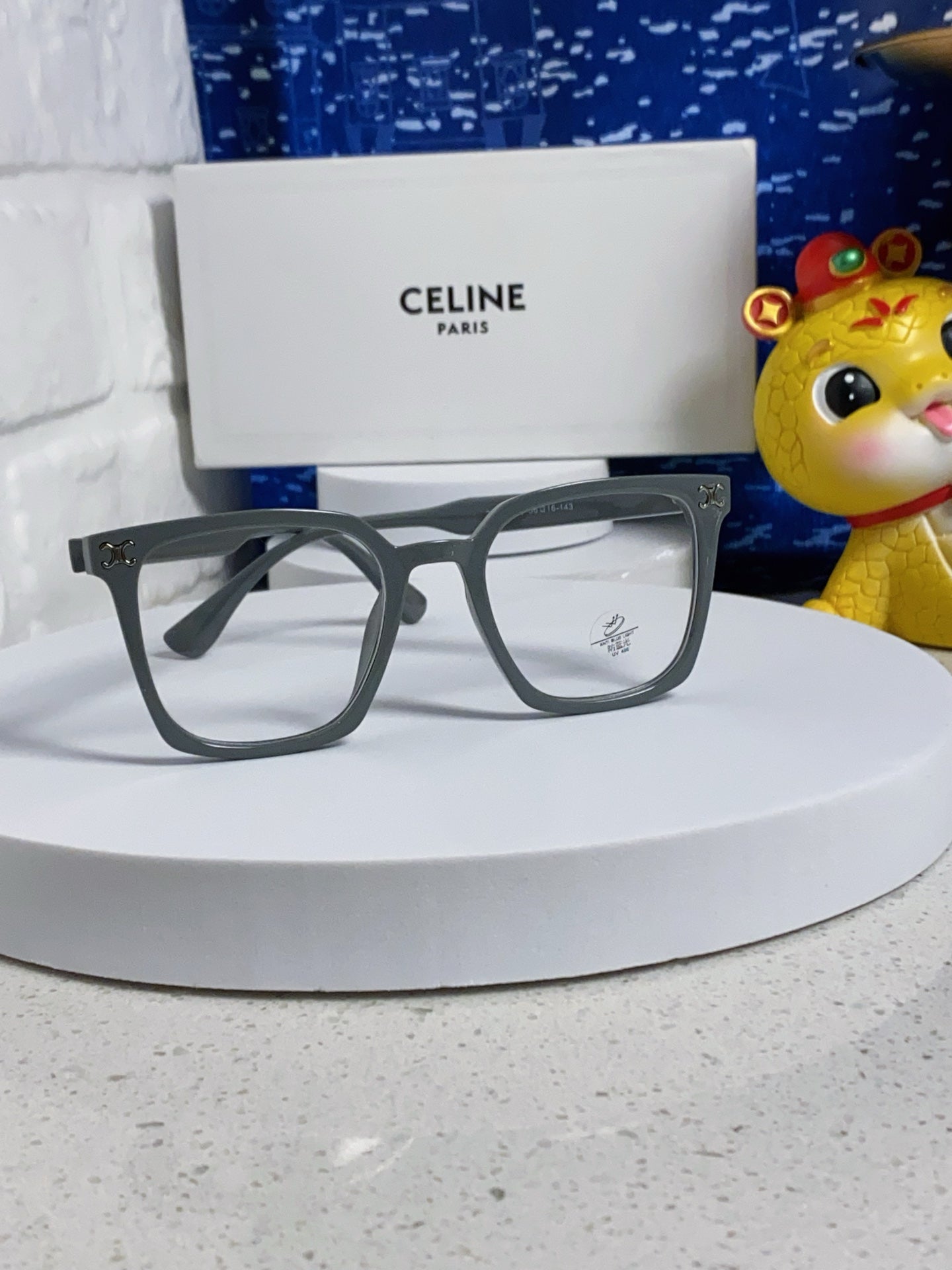 TRIOMPHE SUNGLASSES 563253 IN GREY ACETATE