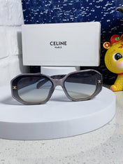 TRIOMPHE SQUARE SUNGLASS 566740 IN MARBLED EFFECT ACETATE