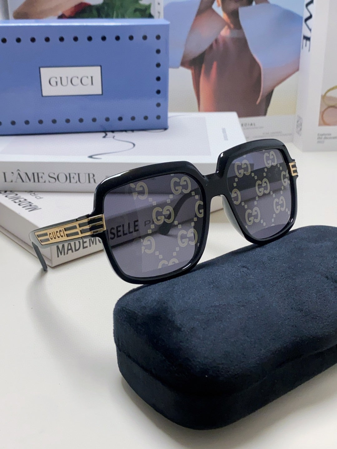 SQUARE FRAME SUNGLASSES 570231 IN ACETATE AND METAL