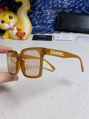 SQUARE SUNGLASSES 641806 IN DARK YELLOW ACETATE