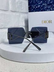 30MONTAIGNE S7U SUNGLASS 578111 IN BLACK METAL GREY LENSES