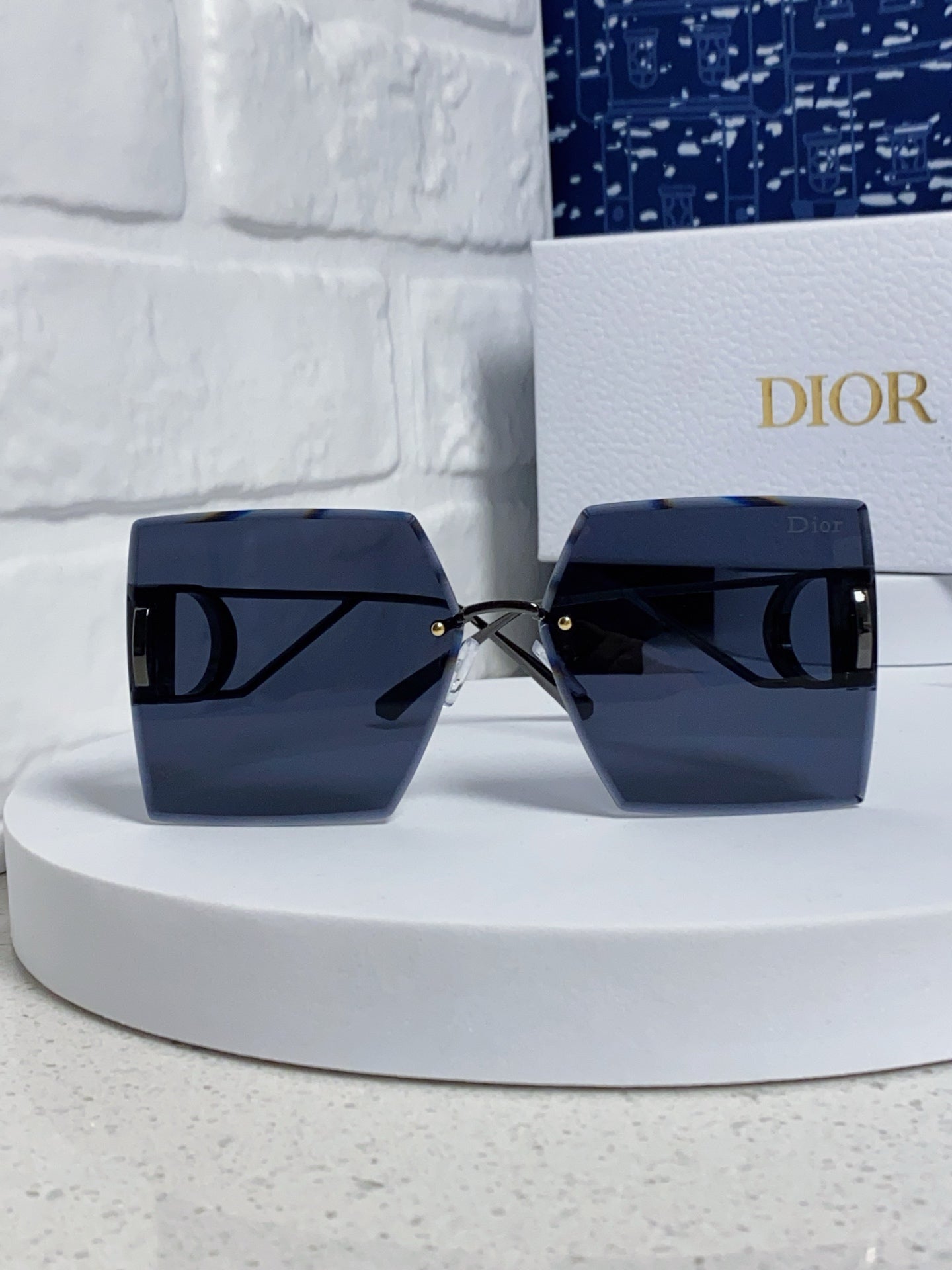 30MONTAIGNE S7U SUNGLASS 578111 IN BLACK METAL GREY LENSES