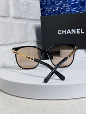 SQUARE SUNGLASSES 632028 IN BLACK ACETATE LIGHT BROWN LENSES