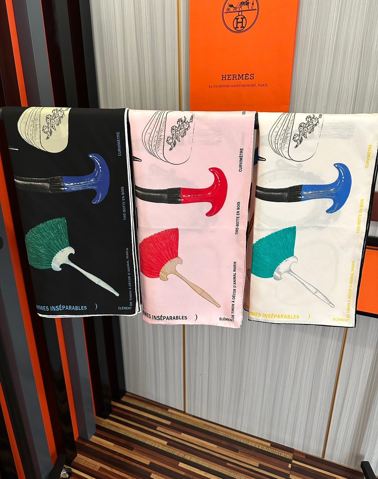 HERMES 25S SCARF 90 IN SILK 004