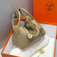 HERMES 25S MEDIUM LINDY 26 IN DARK KHAKI CALFSKIN GOLD HARDWARE