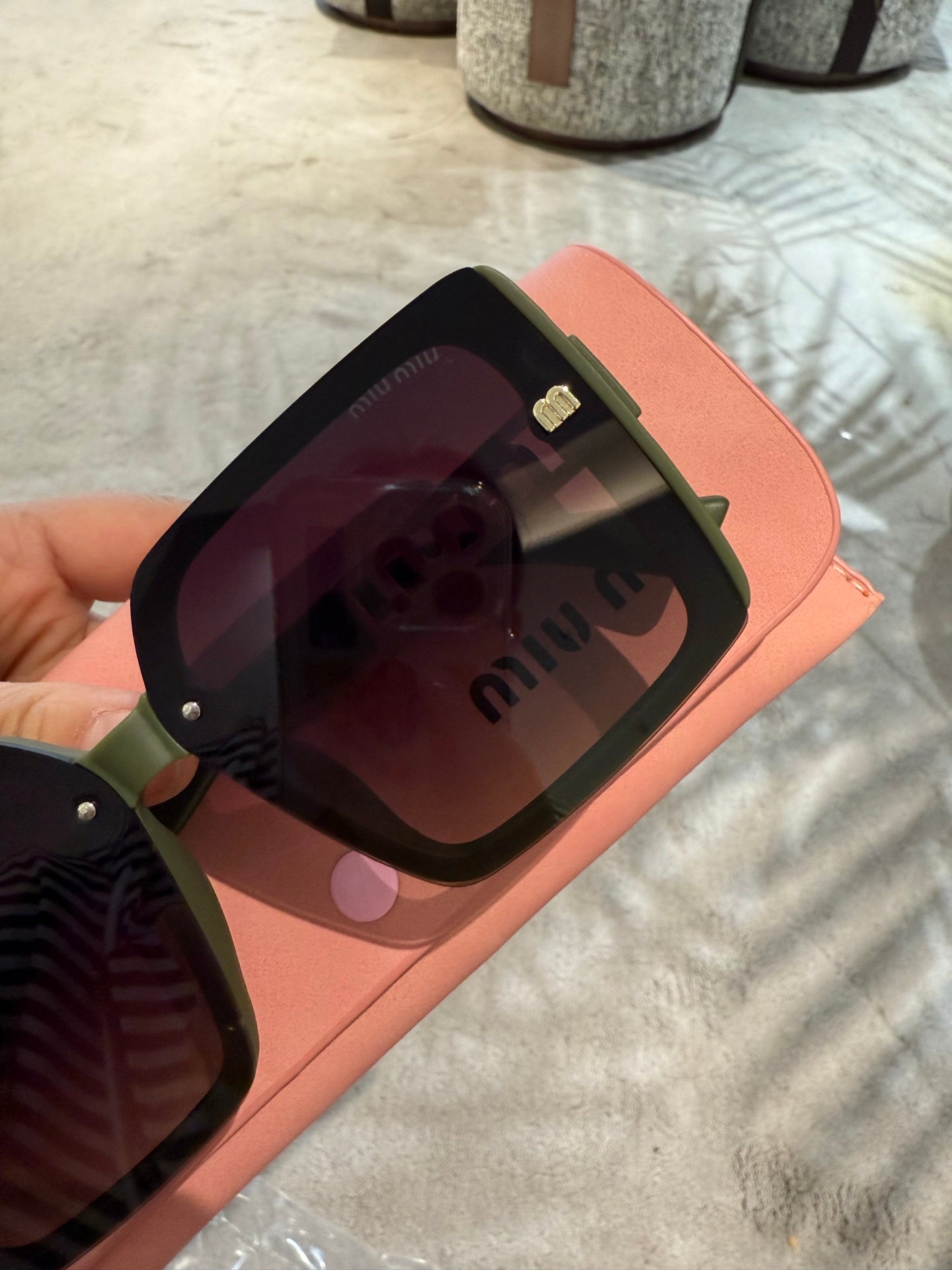 LOGO SQUARE SUNGLASSES 512017 IN GREEN ACETATE