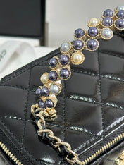 VANITY CASE 18 IN BLACK SHINY LAMBSKIN WITH PEARL HANDLE