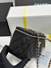 VANITY CASE 17 CRYSTAL STUDDED LOGO IN BLACK CALFSKIN GOLD HARDWARE