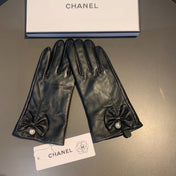 TOUCHSCREEN GLOVES IN BLACK LAMBSKIN WITH GOLD LOGO 462264