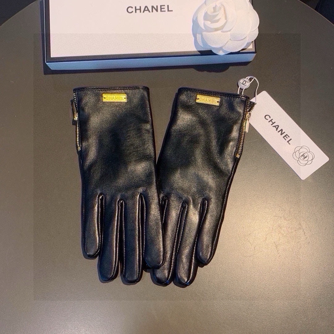 TOUCHSCREEN GLOVES IN BLACK LAMBSKIN WITH GOLD LOGO 462271