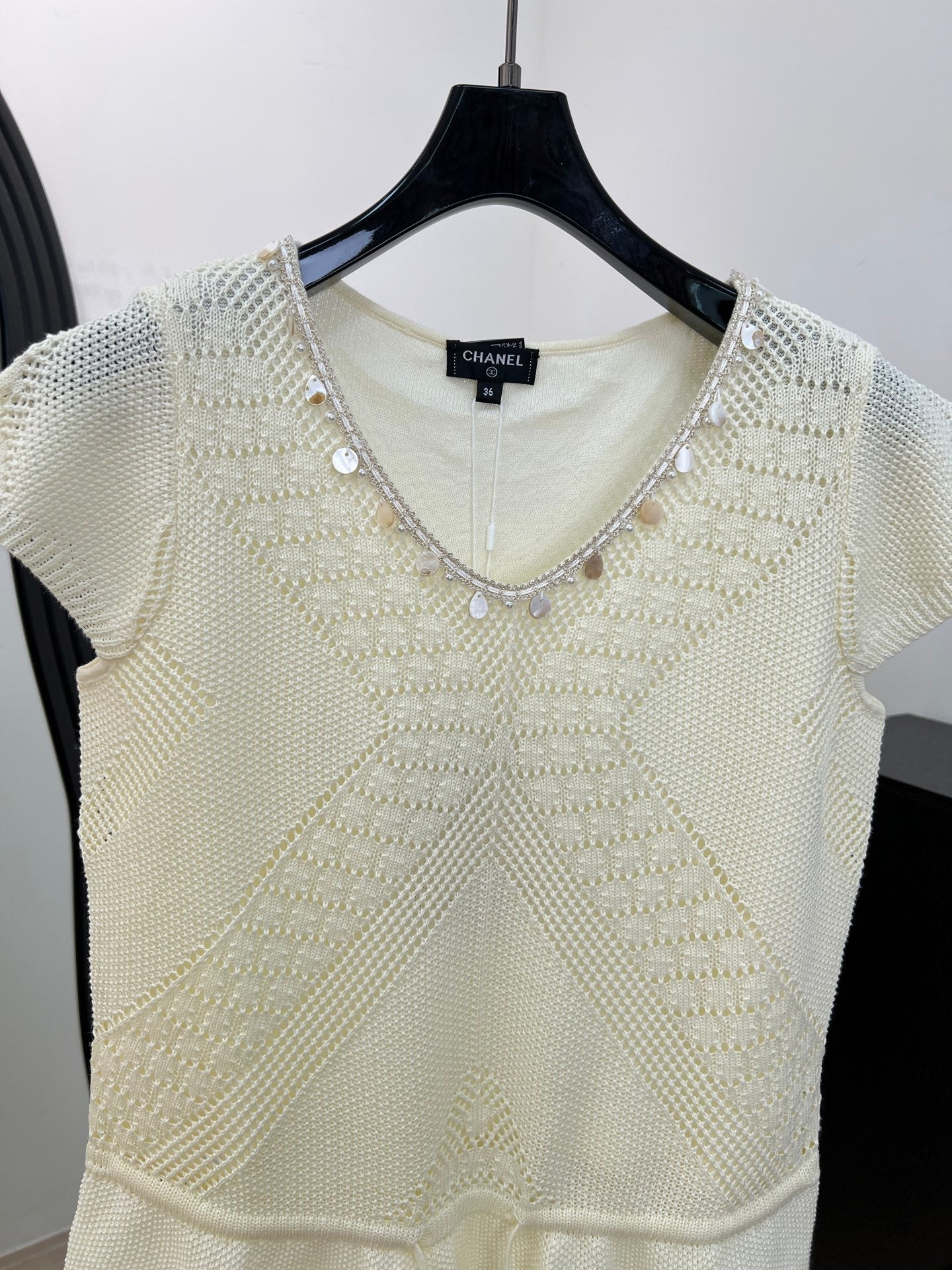 CHANEL 26S SHORT-SLEEVE KNIT TOP 1484