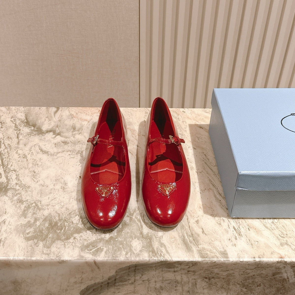 PRADA 25S BALLERINAS IN RED WINE CALFSKIN GLOSSY