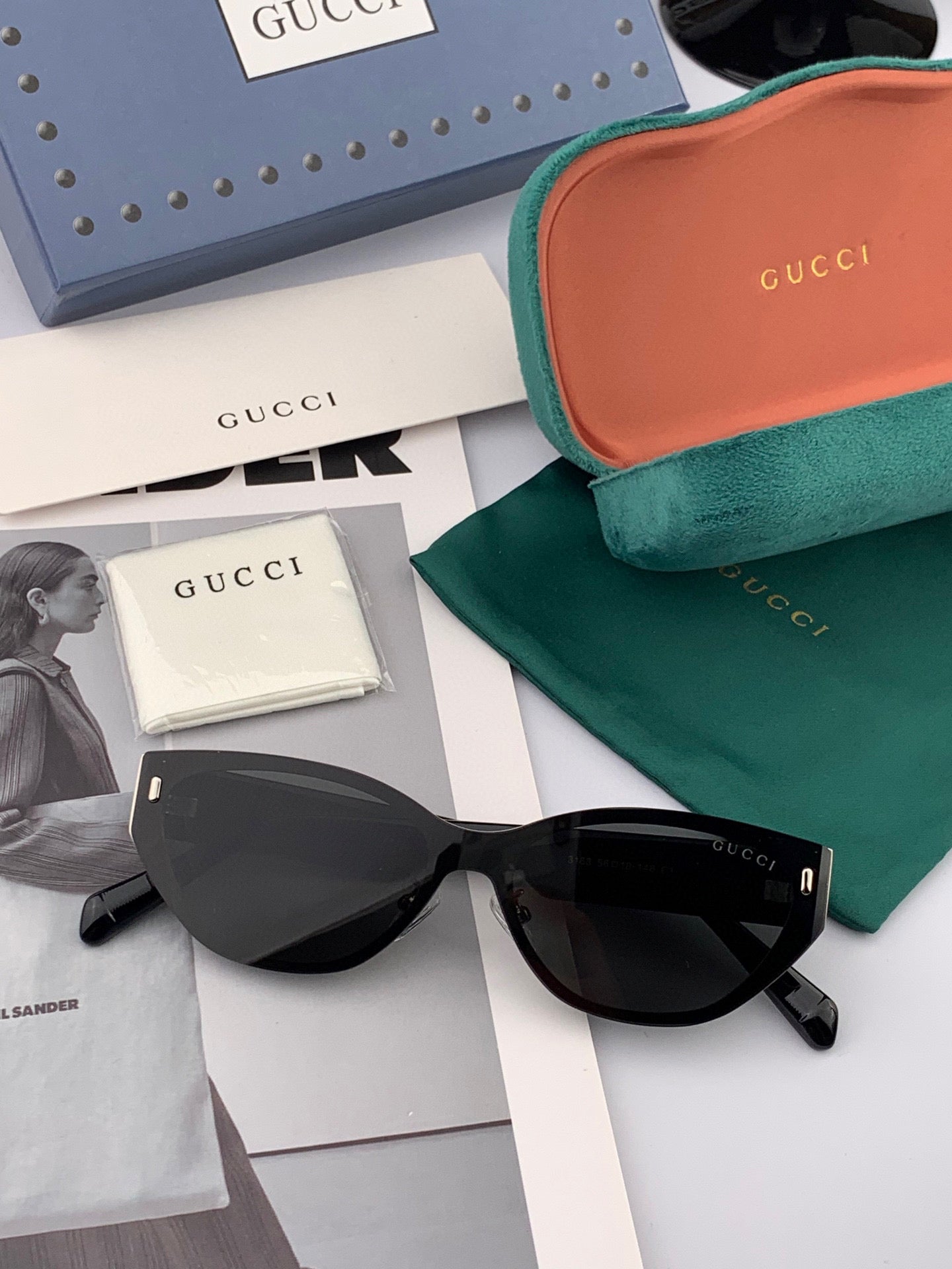 CAT-EYE FRAME SUNGLASSES G8316 IN ACETATE