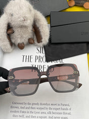 MONTAIGNE SUNGLASS CD5610 IN ACETATE