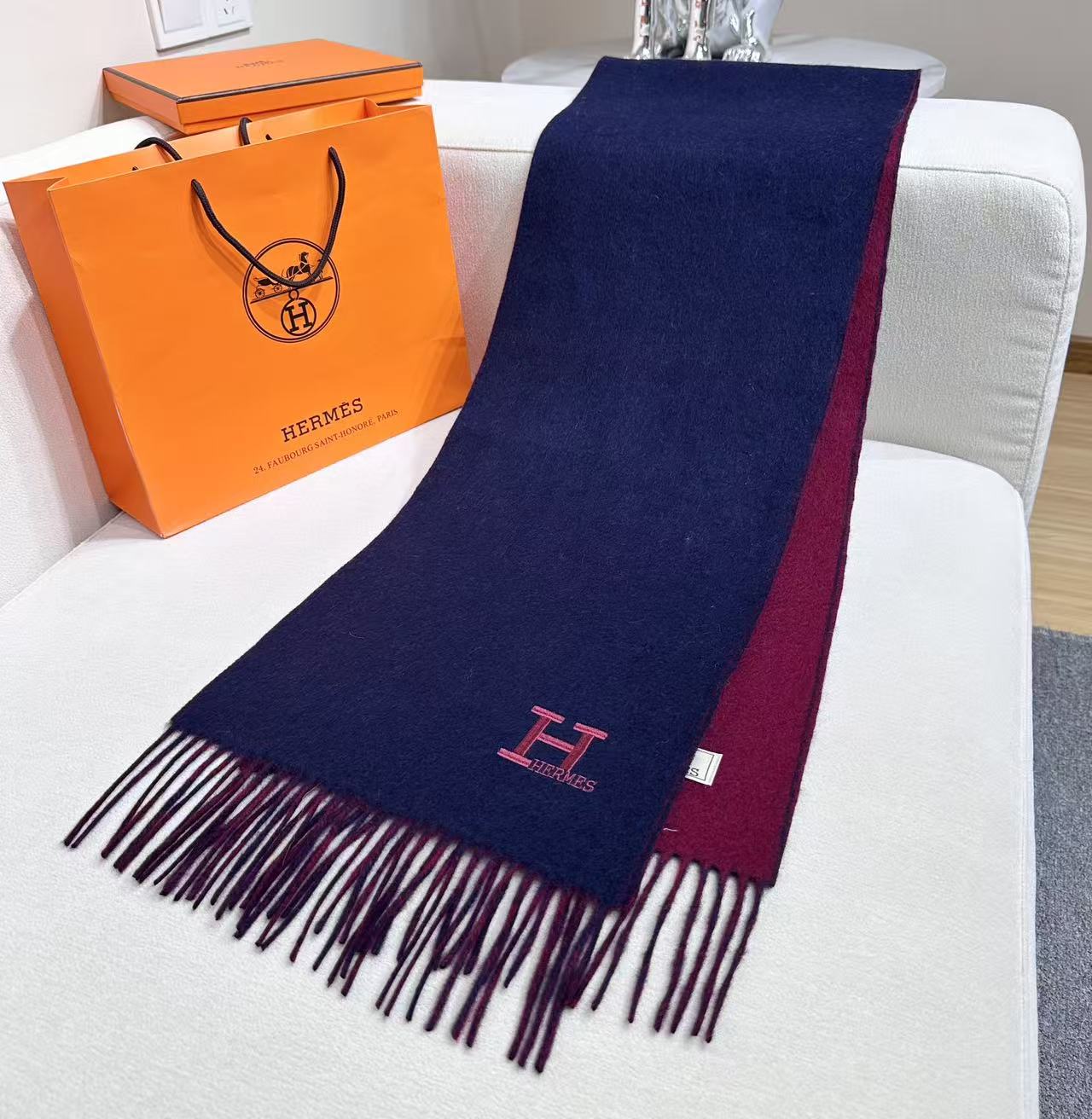 HERMES 25S SCARF 190 IN CASHMERE 985998
