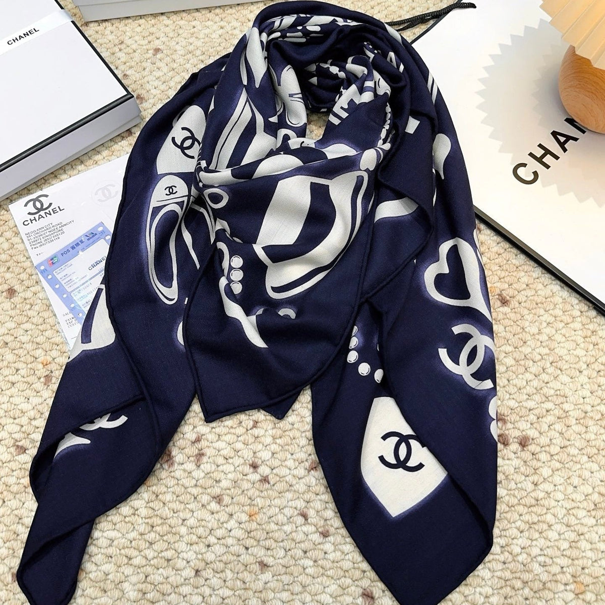 CHANEL 25S SCARF 140 IN SILK AND CASHMERE 881853
