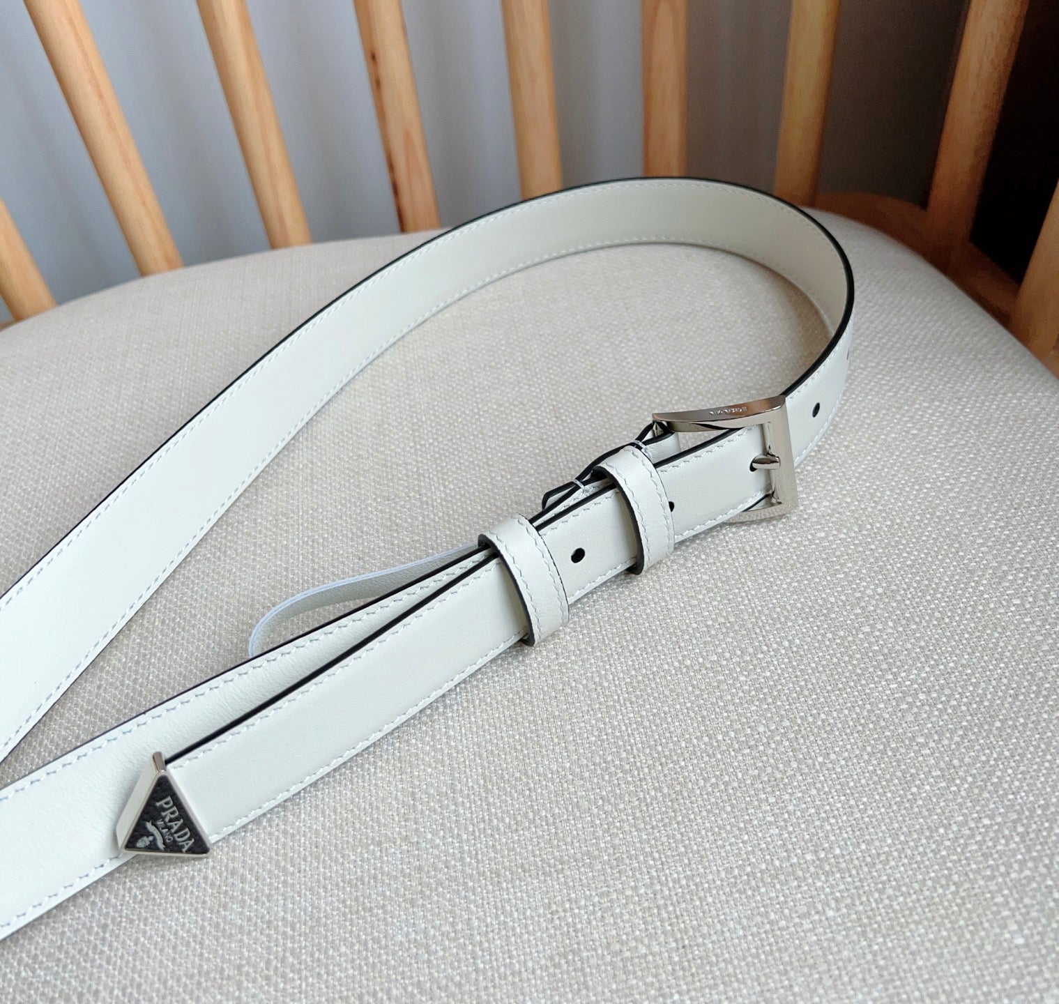 PRADA 25S BELT 25 MM IN WHITE CALFSKIN 585796