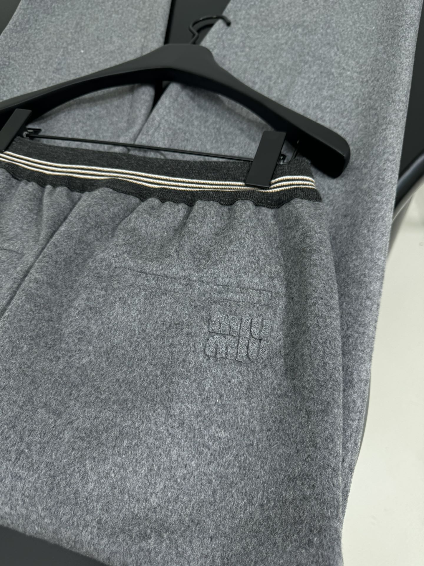 MIUMIU PANTS STYLE 503