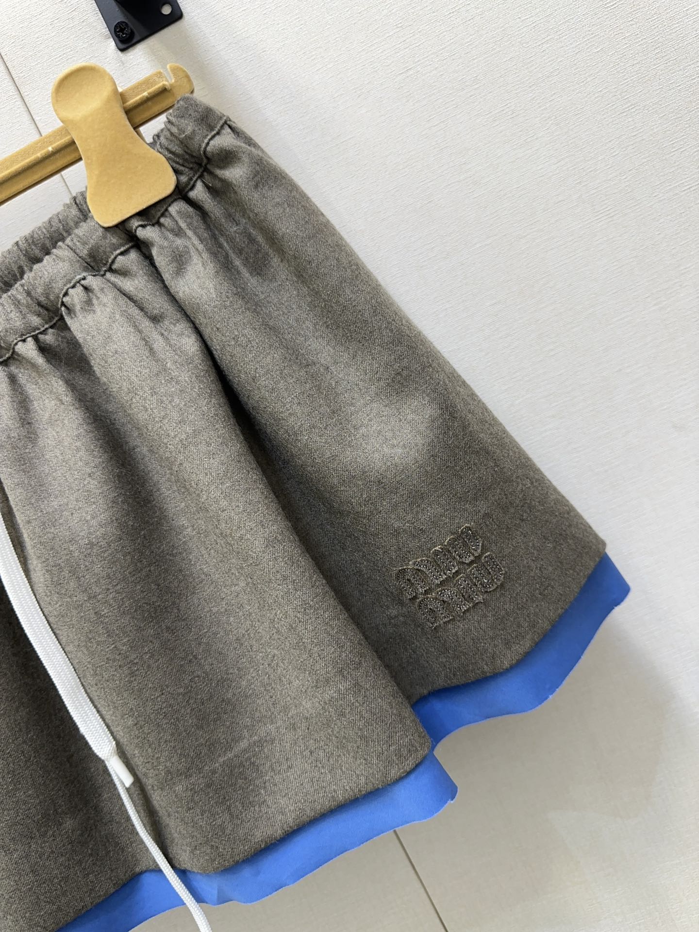 MIUMIU SHORT SKIRT STYLE 37