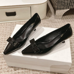 TRIOMPHE HIGH PUMP 5 CM IN BLACK PATENT CALFSKIN