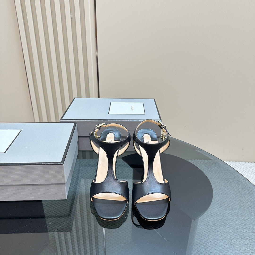 PADLOCK HIGH-HEELED SANDAL 10 CM IN BLACK CALFSKIN