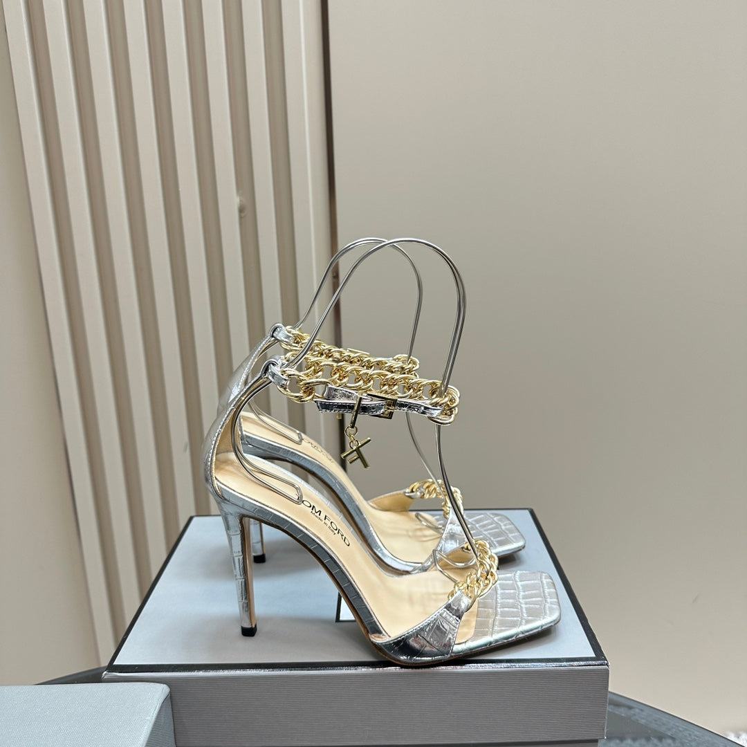 HIGH-HEELED SANDAL IN SILVER CALFSKIN