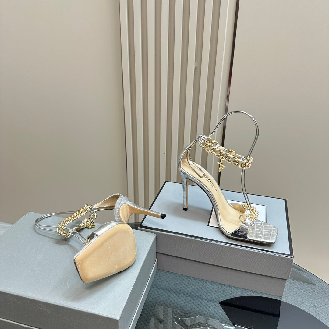 HIGH-HEELED SANDAL IN SILVER CALFSKIN