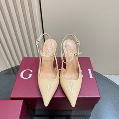 POINTED-TOE HIGH BAMBOO-EFFECT HEEL SLINGBACK IN BEIGE PATENT CALFSKIN