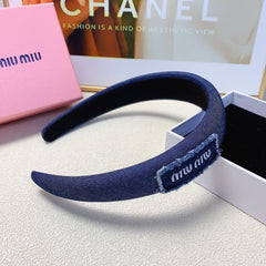 THICK HAIRBAND IN CLASSIC BLUE DENIM EMBROIDERED LOGO 217589