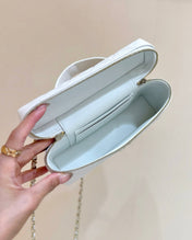 STRASS VANITY QUILTED CASE 19 IN WHITE CALFSKIN WITH GOLD METALLIC