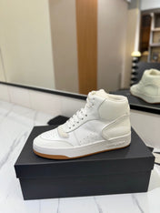 MID-TOP SNEAKERS IN WHITE PERFORATED LAMBSKIN