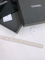 DOUBLE C BELT 20MM IN WHITE CALFSKIN WITH QUILTED STITCHING SPIRAL GOLD BUCKLE