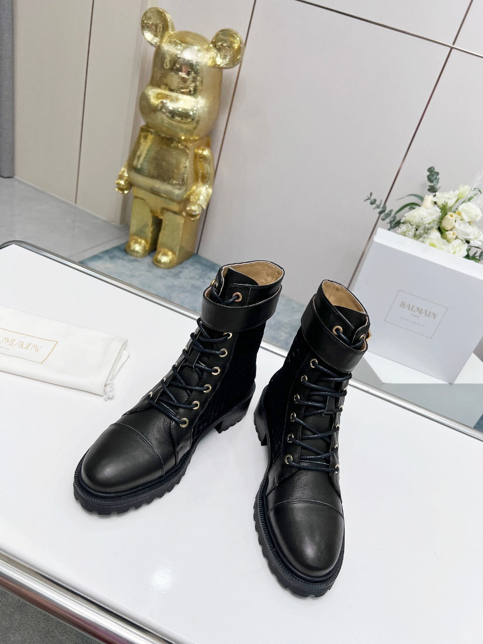 BALMAIN 26S BOOTS IN BLACK CALFSKIN AND SUEDE