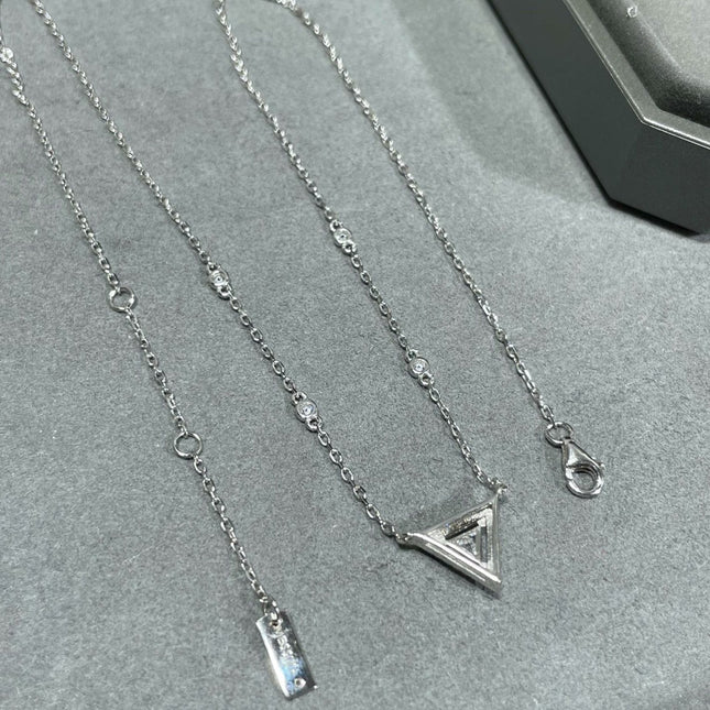 MESSIK TRIANGLE DIAMOND SILVER NECKLACE