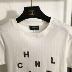 CHANEL 26S EMBELLISHED SHORT-SLEEVE T-SHIRT 850